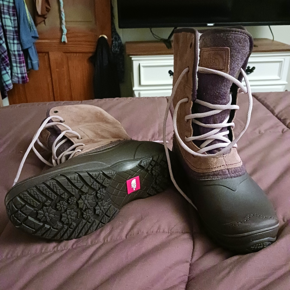 The North face Winter Boots 8.5